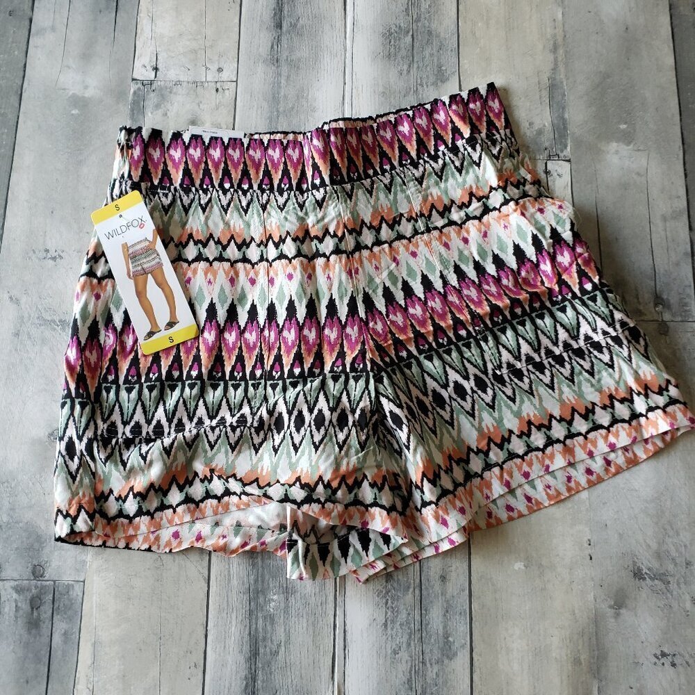 NWT - Wildfox Womens Lightweight Short Pattern – Size S